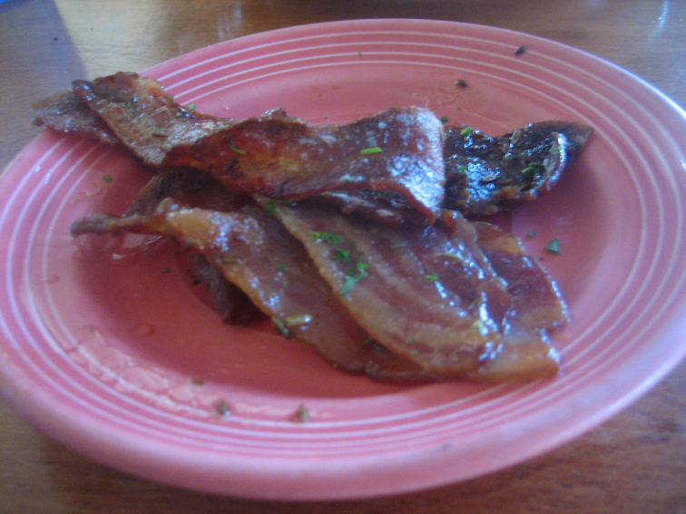 grub-crack-bacon grub-crack-bacon