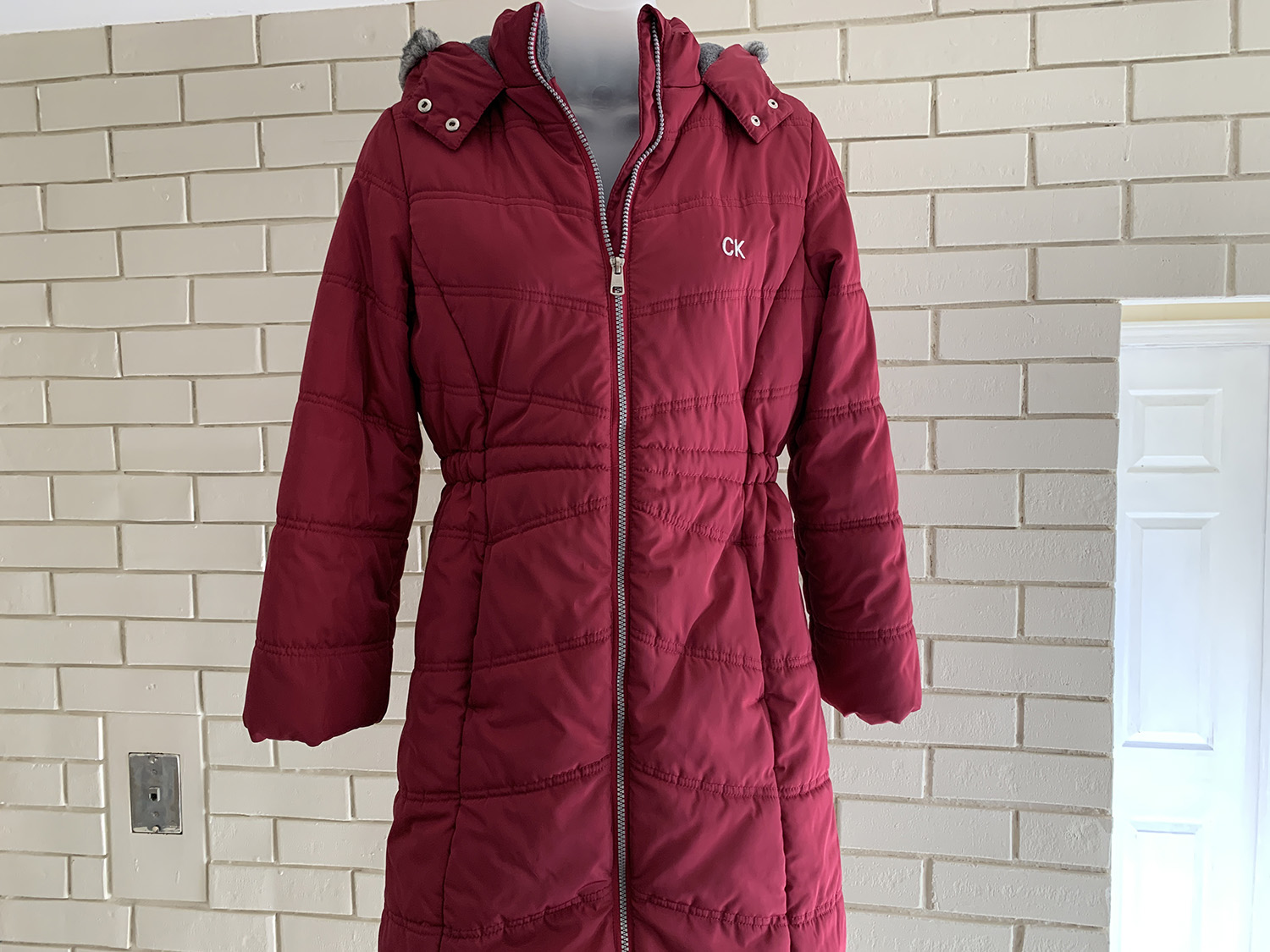 Calvin Klein Girls Redberry Puffer Jacket with Faux Fur Hood Sz L