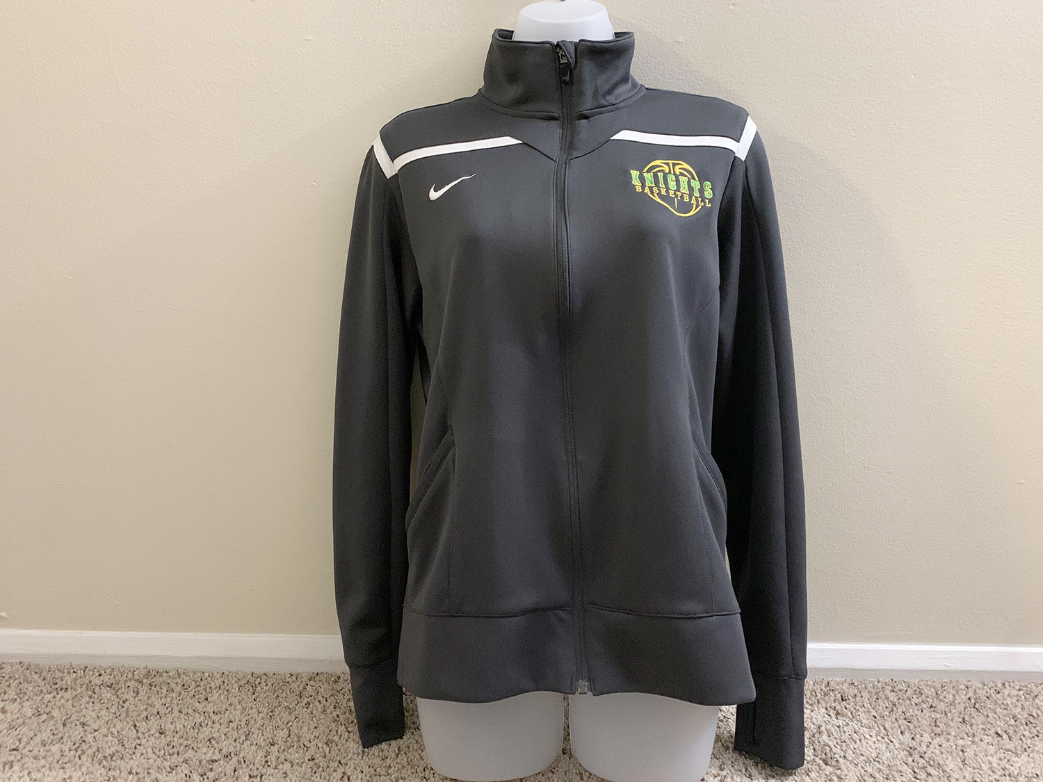 Nike Womens Team Avenger Warm Up Jacket Anthracite/White Size M